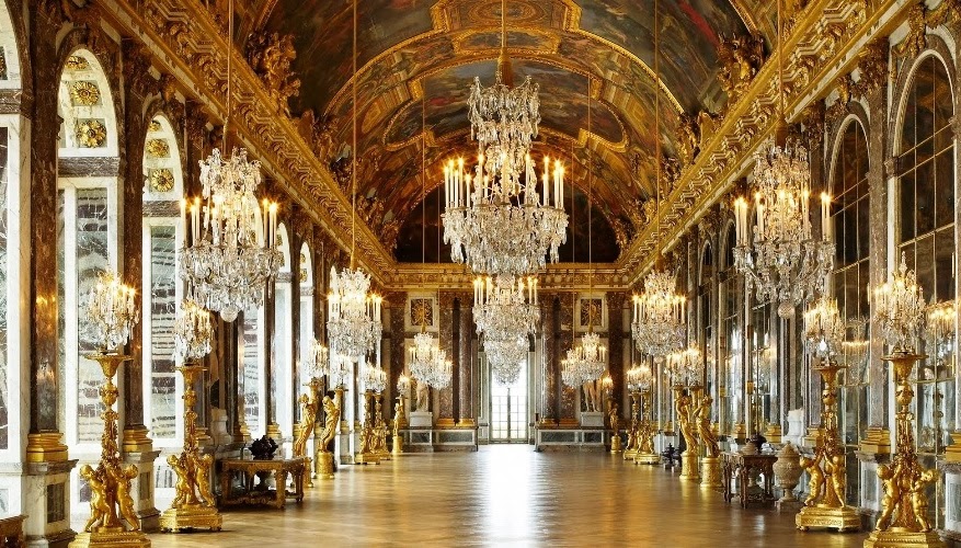 Interior do Palácio Versalhes na França