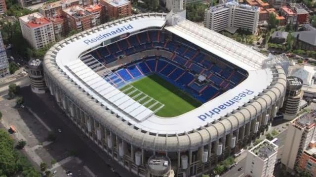 Estádio Santiago Bernabéu em Madri visto de cima