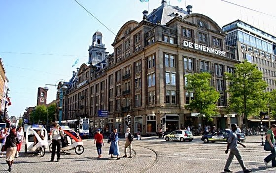 Shopping De Bijenkorf em Amsterdam