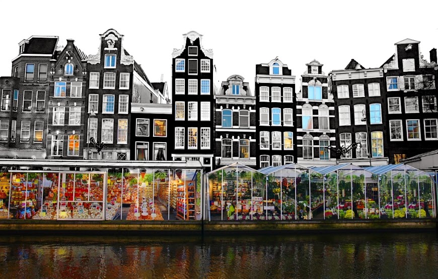 Mercado de flores no canal Singel em Amsterdam