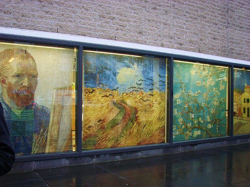 Entrada do Museu Van Gogh em Amsterdam
