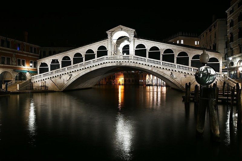 Ponte di Rialto em Veneza | Itália