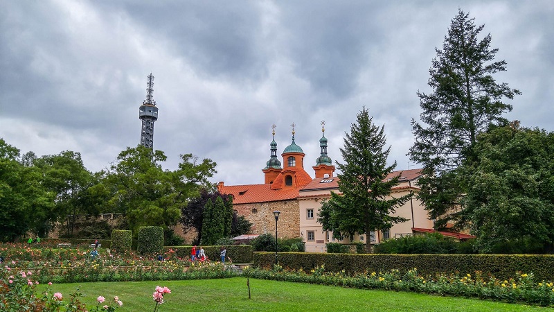 Parque Petrin Hill em Praga | República Tcheca