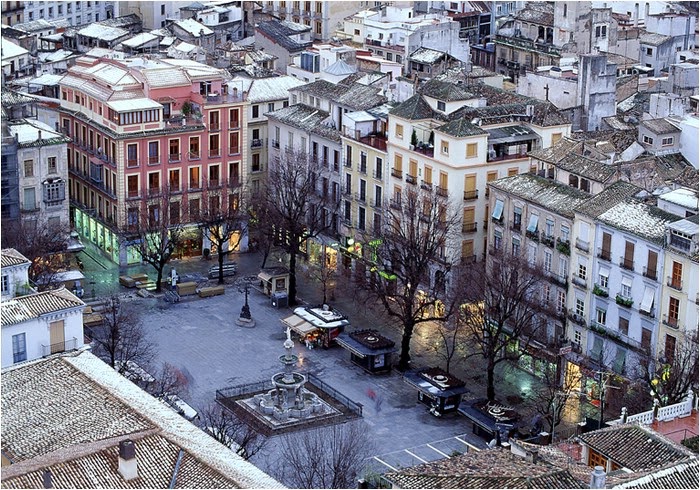Praça Bib Rambla em Granada