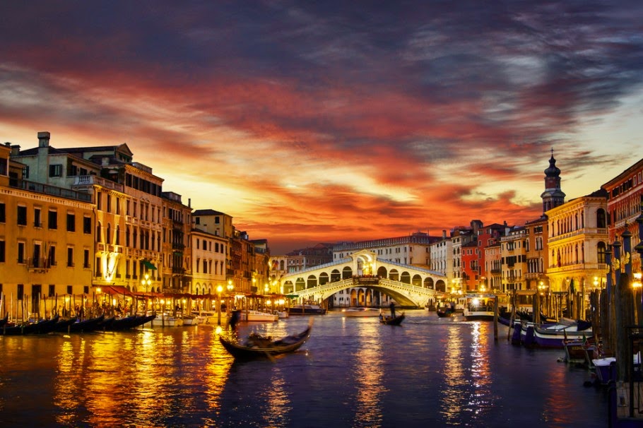 Canal Grande em Veneza na Itália