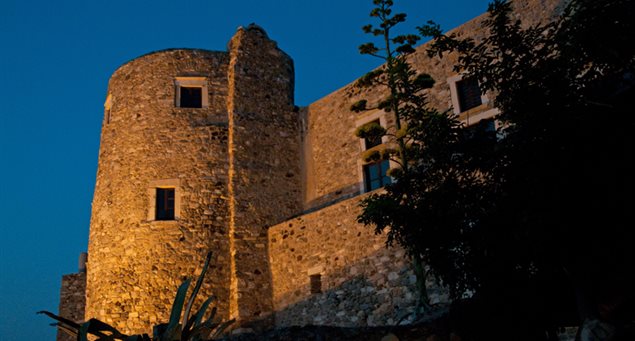 Torre de Glezos na ilha de Naxos