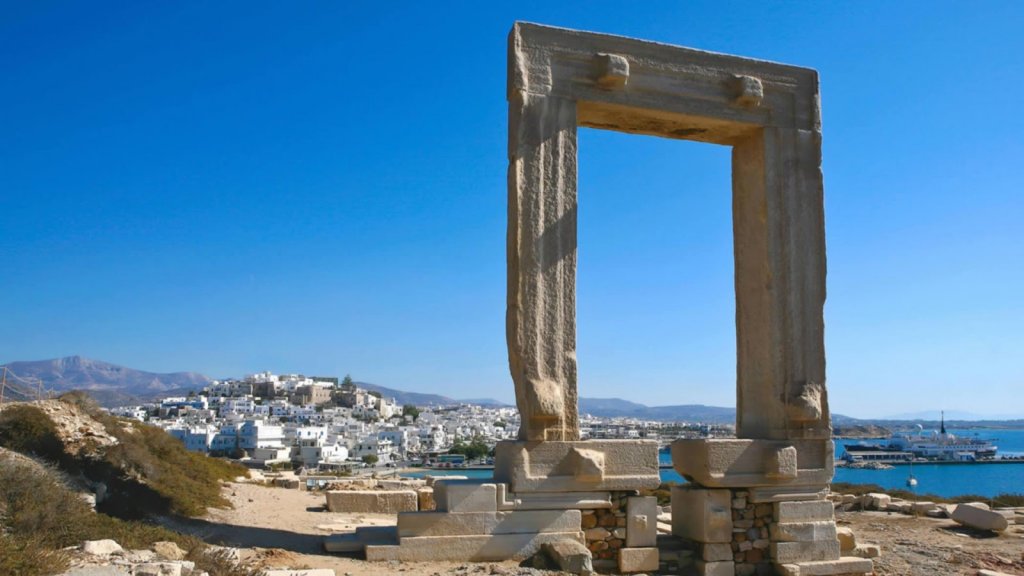 Portara na ilha de Naxos