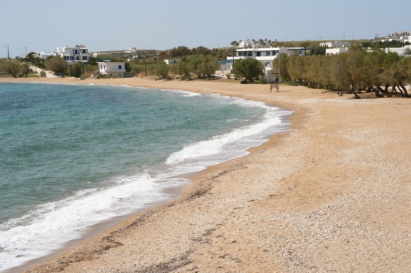 Praia Ambelas na ilha de Paros
