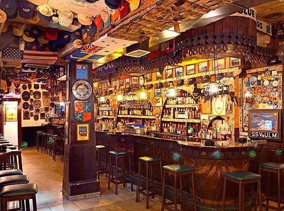 El Mondo Bar na ilha de Creta