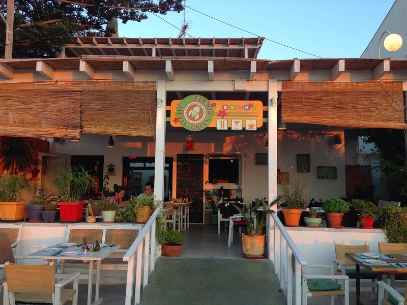 Restaurante Little Green Rocket na ilha de Paros
