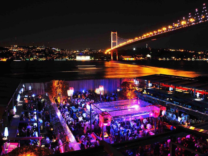 Restaurante e Balada Reina em Istambul